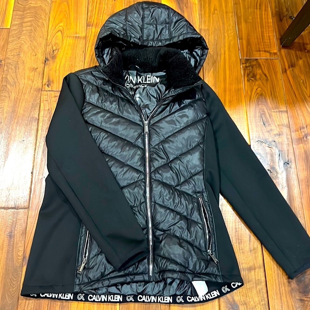 Calvin Klein black puffer jacket size large women